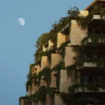 Лаундж и ресторан на крыше офисной башни Ziggurat с видами Biscayne Bay Coconut Grove
