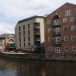 Премиум-недвижимость в South Bank Leeds для инвесторов: жилые башни Aire Park с высокой доходностью