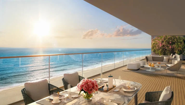 Южная башня St. Regis: 90% продаж завершено Южная башня The St. Regis Residences Sunny Isles Beach: 170 резиденций, 90%售аны, виды на Атлантику, люксовая архитектура
