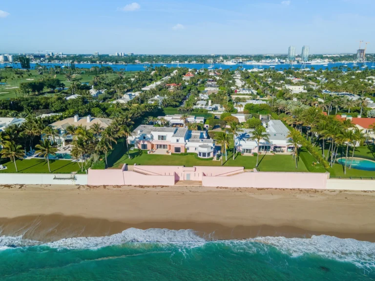 Океанфронтовая усадьба Палм-Бич 185 млн Элитная недвижимость 911 N Ocean Blvd с 250 футами приватного пляжа Атлантики