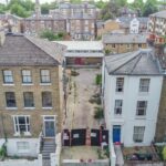 Земельный участок премиум-класса в Highbury, Лондон, готовый к трансформации в люкс-недвижимость