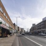 Уличная панорама вокруг коммерческой недвижимости 8 New College Parade Лондон