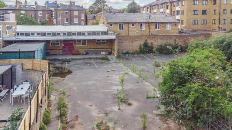 Highbury: участок для будущего богатства Фото инвестиционной недвижимости в Highbury Лондон с экспоненциальным ростом цен