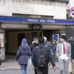 Яркая витрина коммерческого пространства 8 New College Parade повышает привлекательность