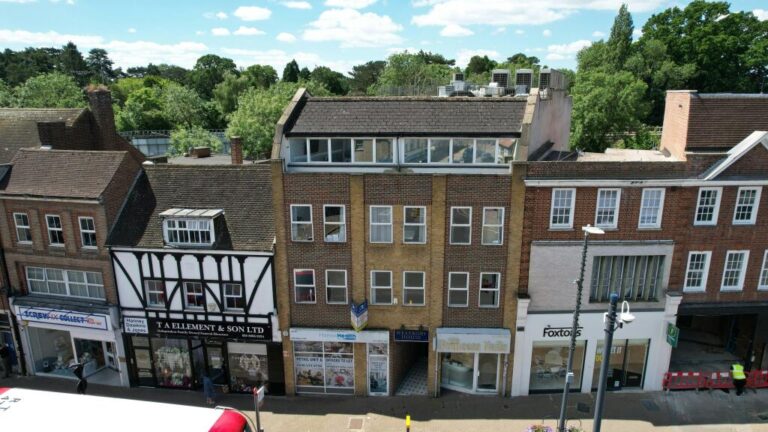 Общий вид Westbury House Pinner аппрециация Панорамный общий вид Westbury House для инвесторов в недвижимость Pinner
