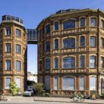 Коммерческий объект 220 Queenstown Road London, Battersea инвестиции, участок 0.2 акра без арендаторов