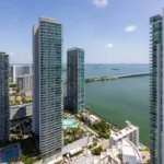 Барная зона Amara at Paraiso waterfront Эджуотер премиум инвестиции Майами